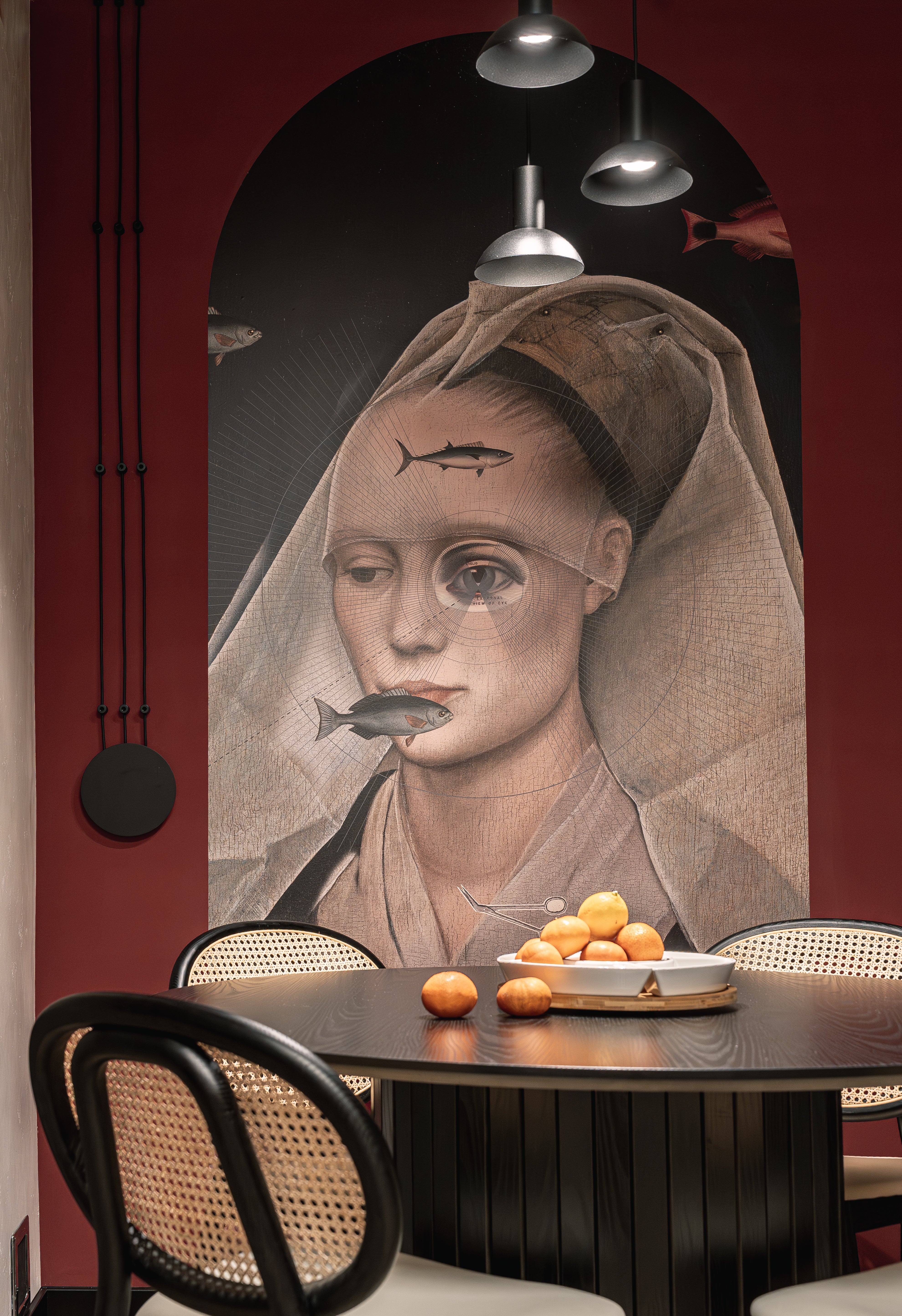 Arch Nordic Lady w jadalni. Wyrazisty akcent w programie Remont u Siebie - Wallcolors®