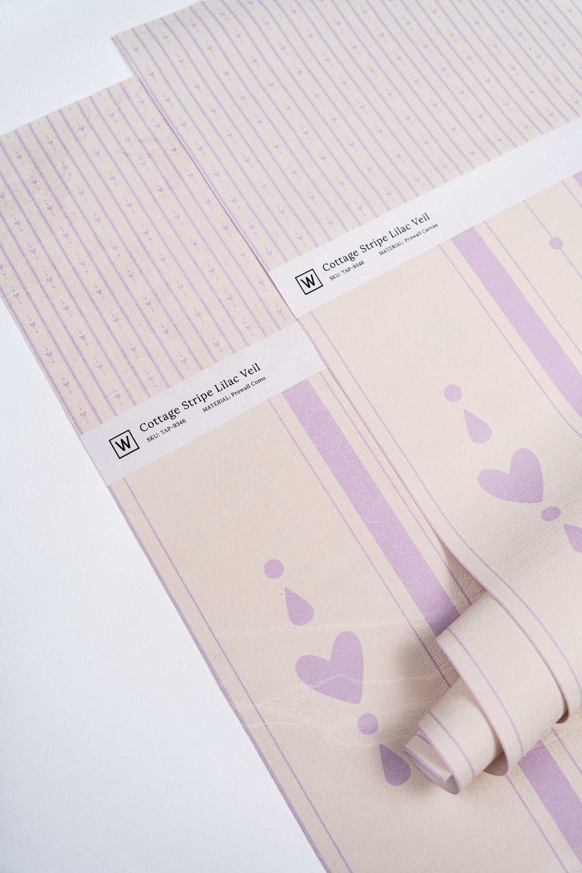 Wallpaper Cottage Stripe Lilac Veil