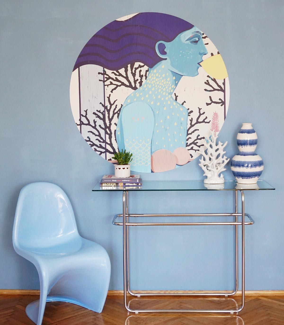 Dots Siren cool girl