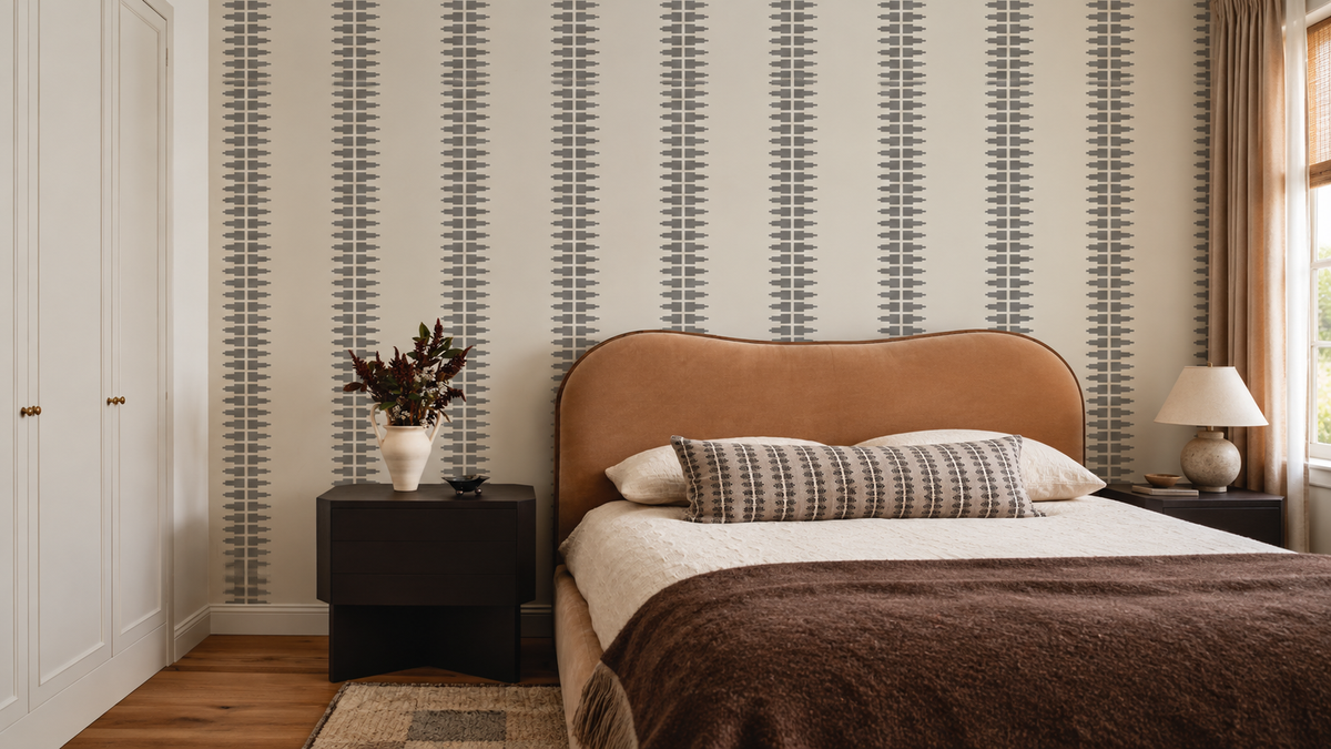 Wallpaper Ornament Line Clay Warm Linen