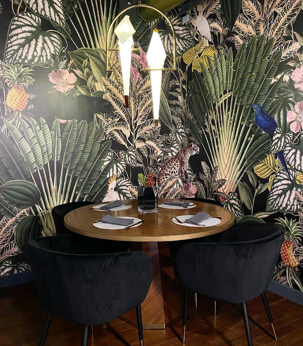 Tapeta Dark Jungle - Wallcolors®