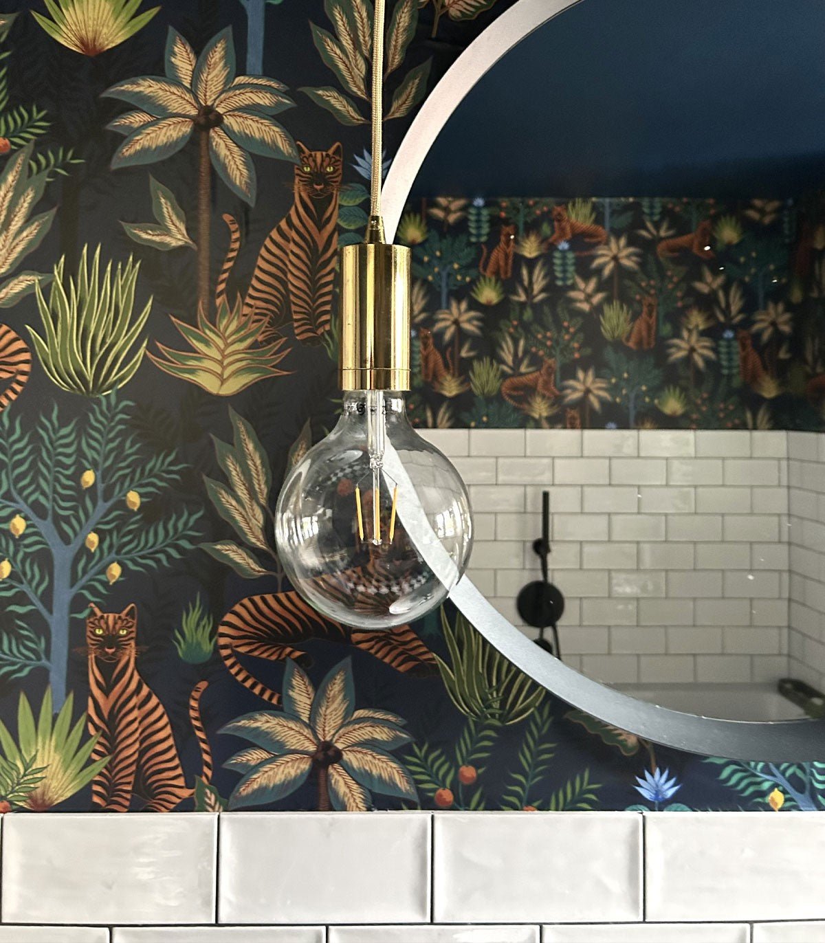 Tapeta Gold Tigers - Wallcolors®
