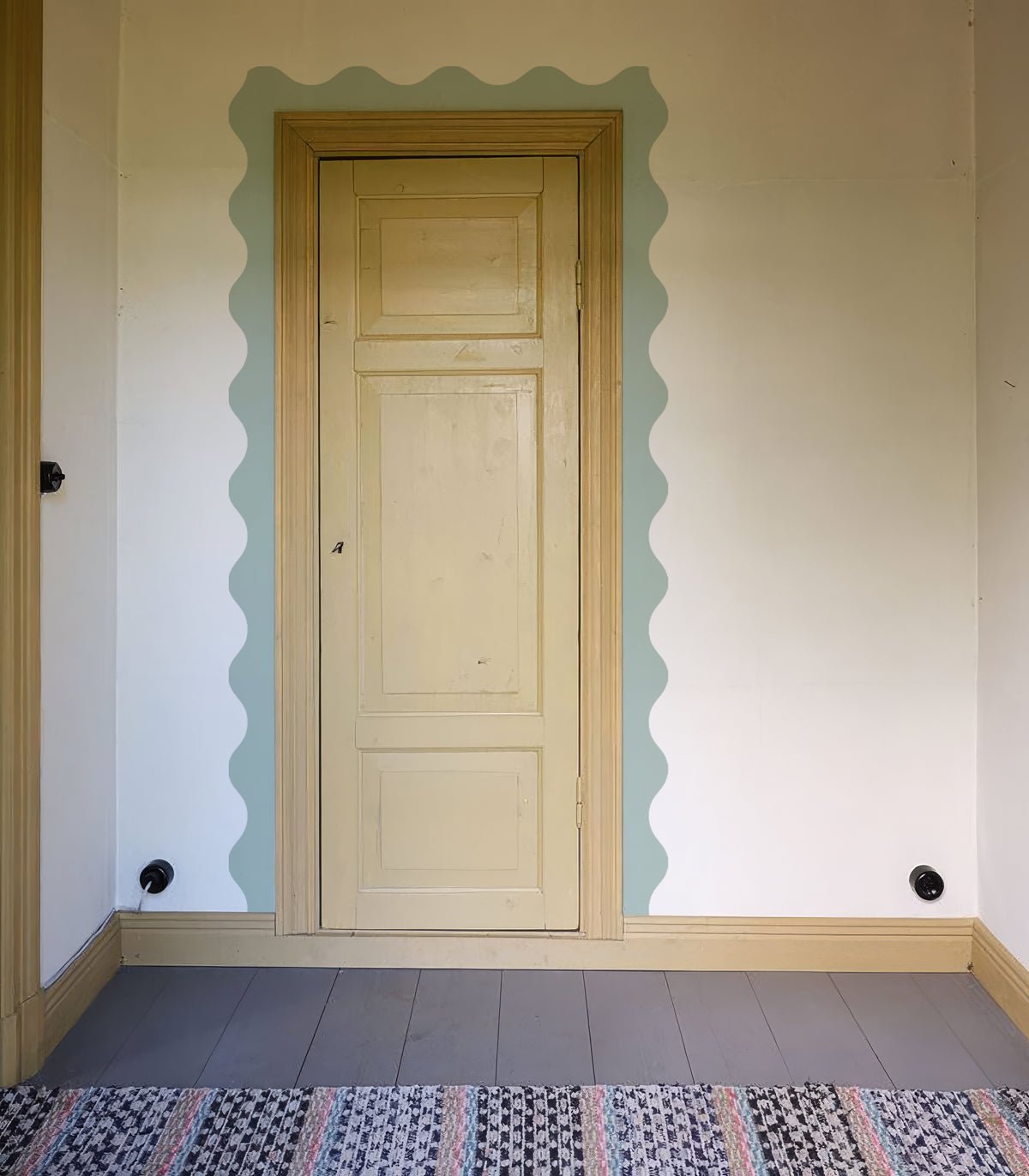 Border Waves Sage Grey - Wallcolors®