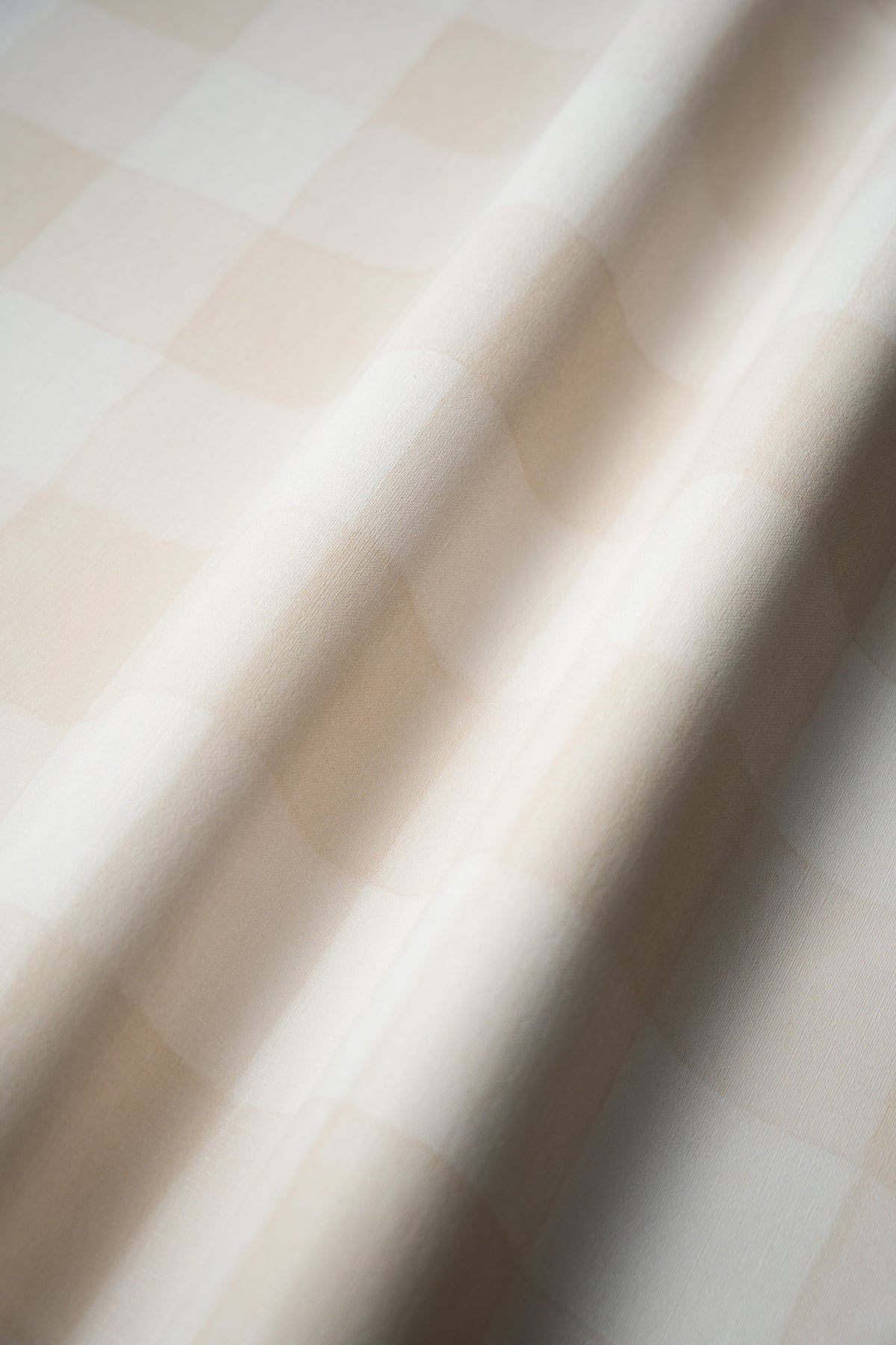 Wallpaper Watercolor Checks Oat Beige